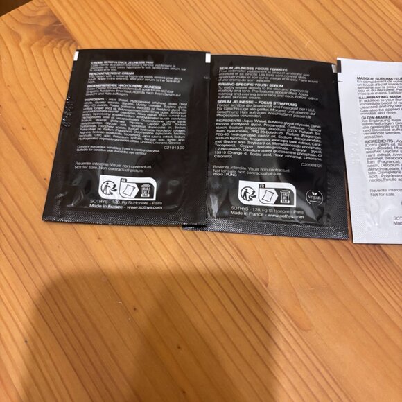 SOTHYS Travel Size + Samples + Soap Set - Picture 7 of 11